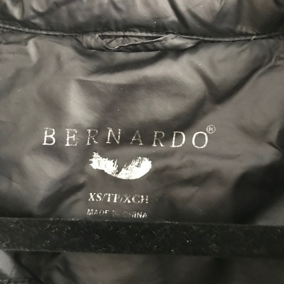 Bernardo Puffer Walking Jacket - Picture 7 of 7